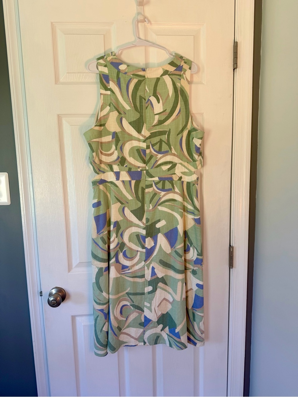 Nine West Sleeveless Abstract Green, Blue & Cream Midi Dress